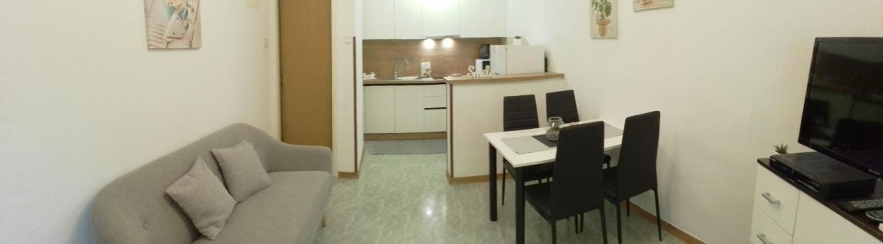 Apartman Leni Пореч Екстериор снимка
