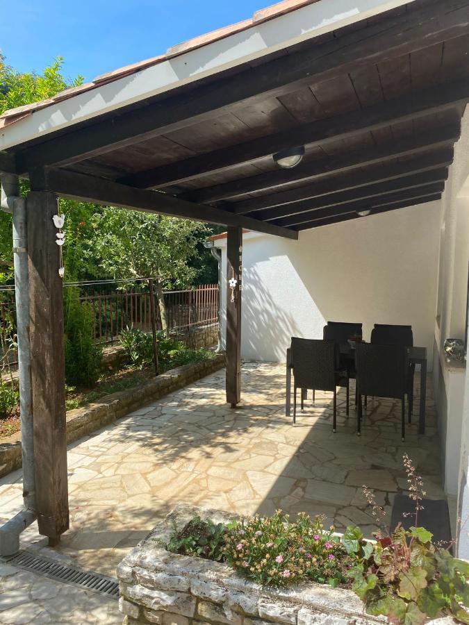 Apartman Leni Пореч Екстериор снимка